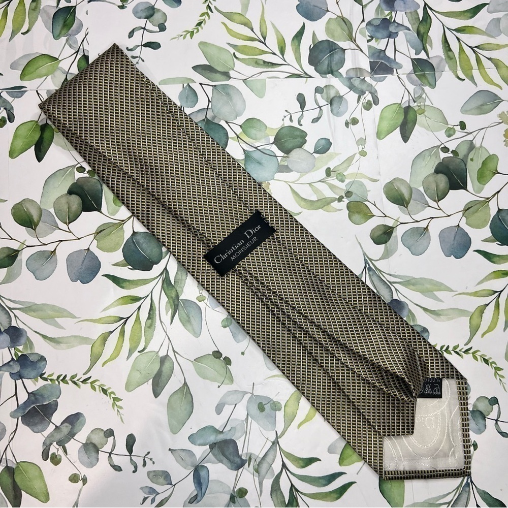 Christian Dior Gold & Black Geometric Printed Silk Neck Tie - Picture 7 of 7